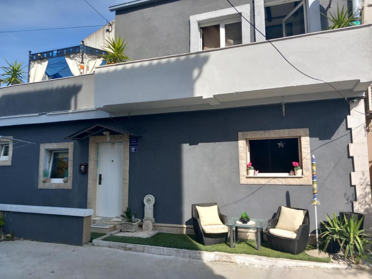 S-Type Apartment In The Center Split Exterior foto