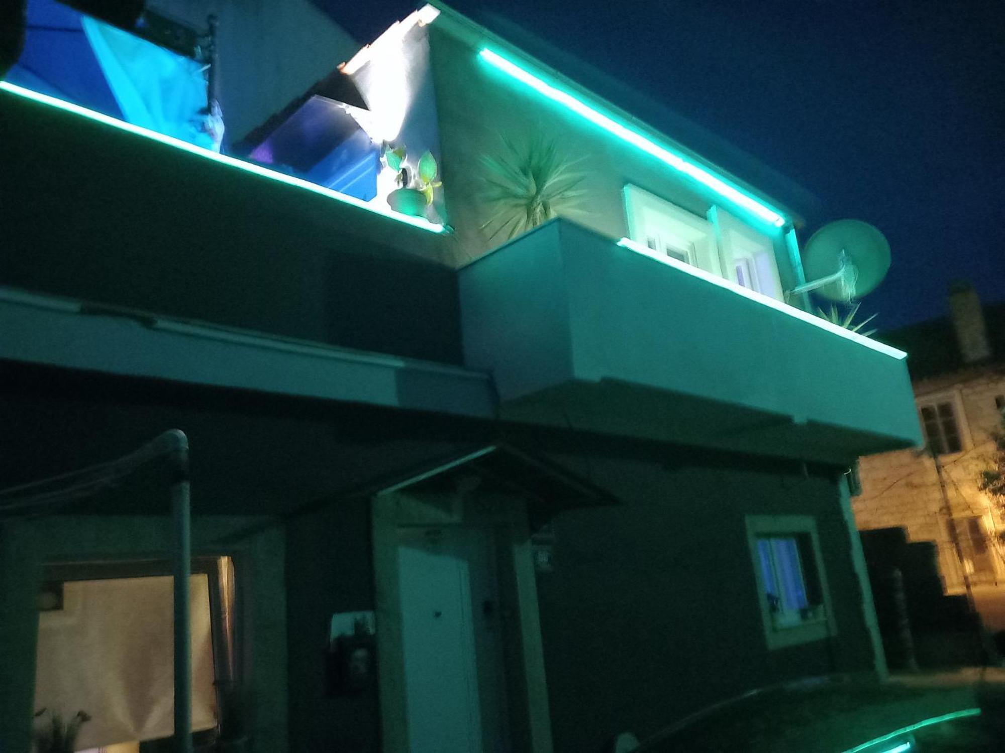 S-Type Apartment In The Center Split Exterior foto